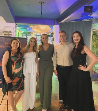 Instagram post from nutri_escanhoela. This post is in position 4.